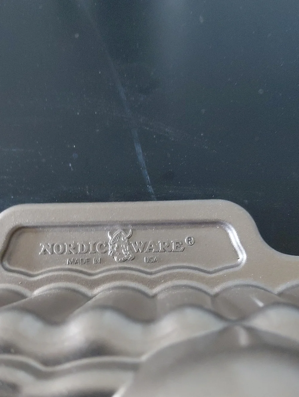 Nordic Ware  Citrus Blossom Loaf Pan